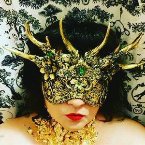 Meet your Posher, Siobhan